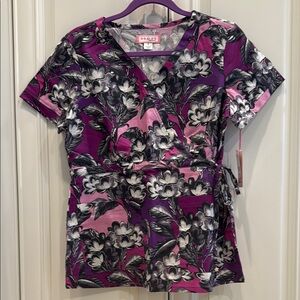 Floral Scrub top